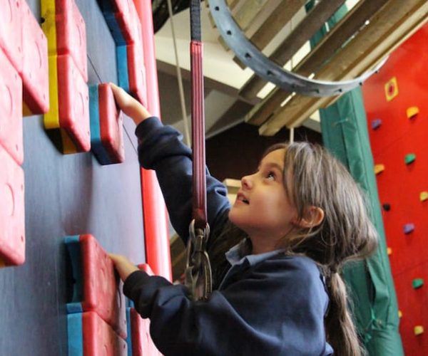 Bournemouth: RockReef Indoor Clip n Climb Entry Ticket – South West England, United Kingdom